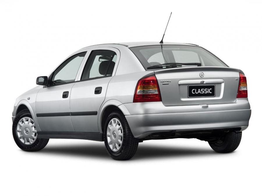  Holden Astra Classic 2004 года  (фото 2 из 2)